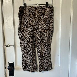Sourpuss capri pants XL